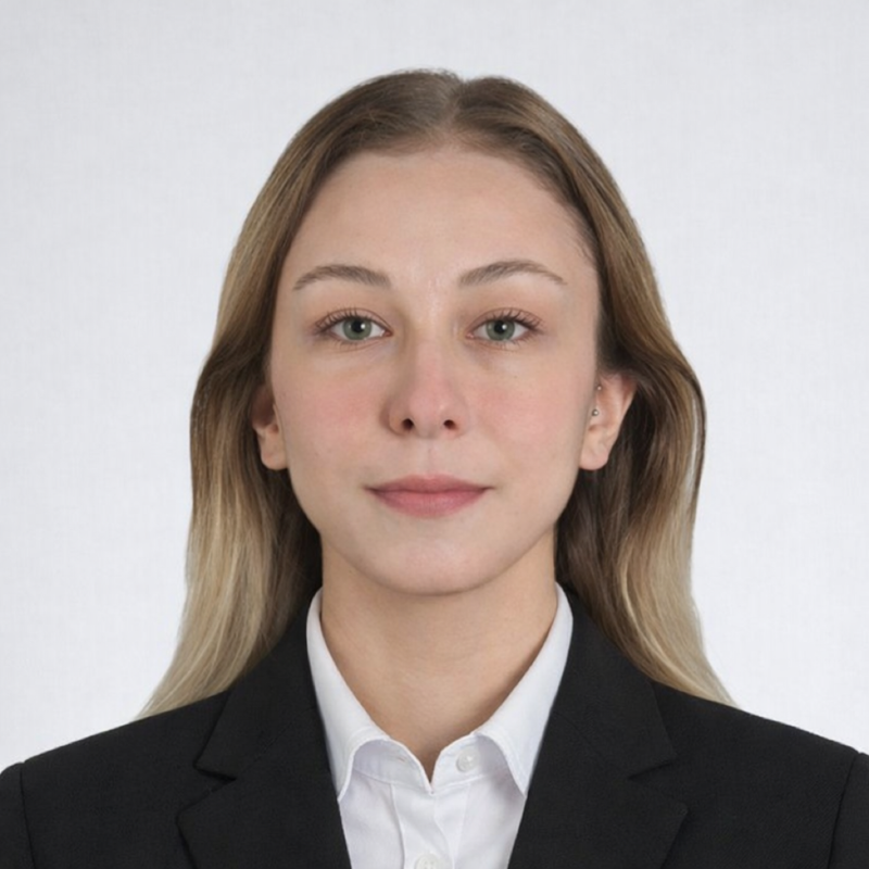 Merve Gunak - Senior Data Engineer